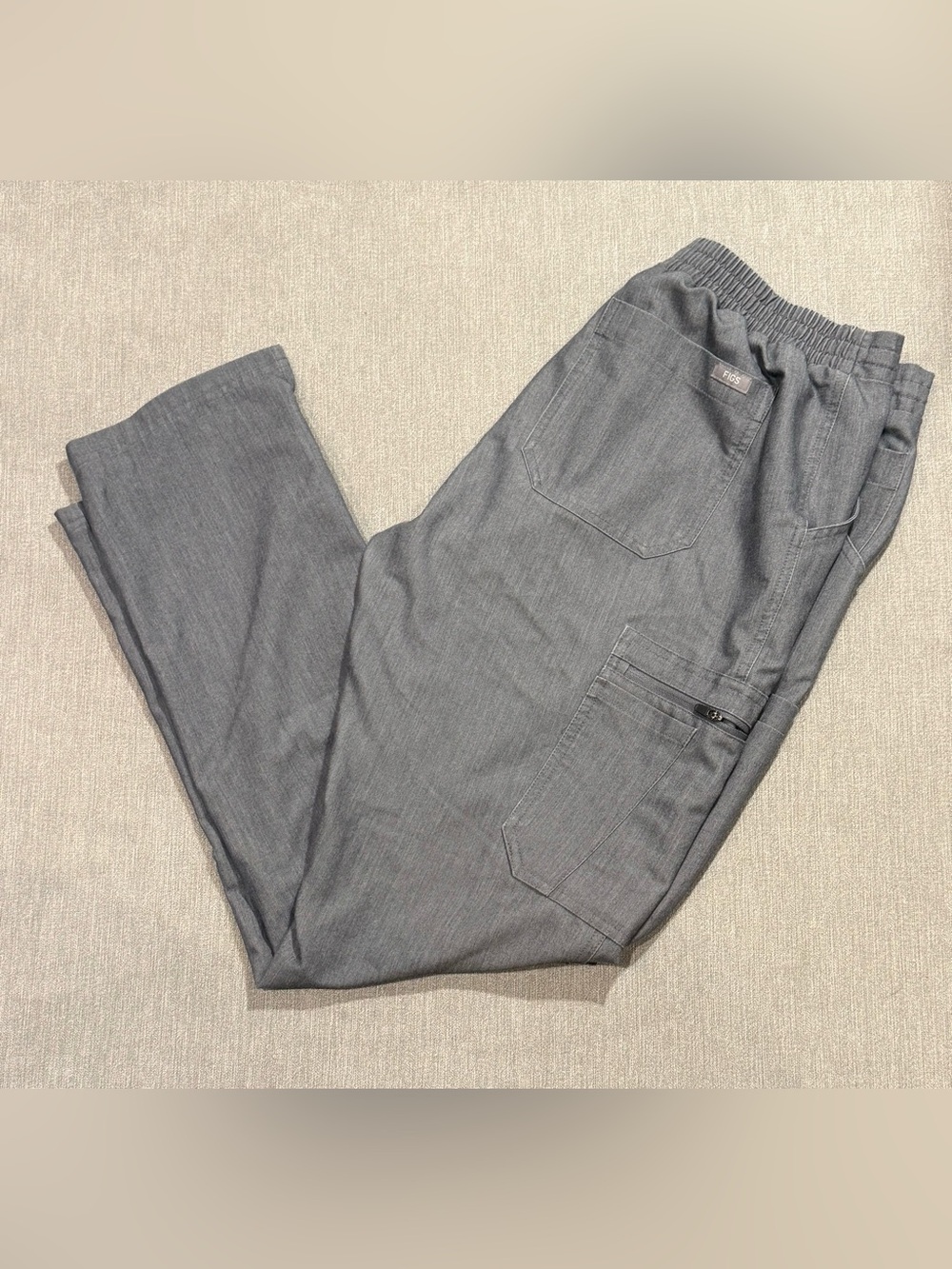 Figs Women’s Charcoal Gray Cargo Pants with Elastic Waist